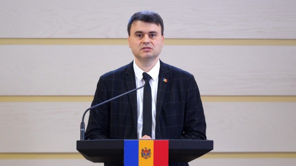 Partidul Nostru insistă pe moțiunea simplă împotriva activității ministrului finanțelor. Alexandr Berlinschii: Politica fiscală a fost scrisă pe întuneric și pe genunchi
